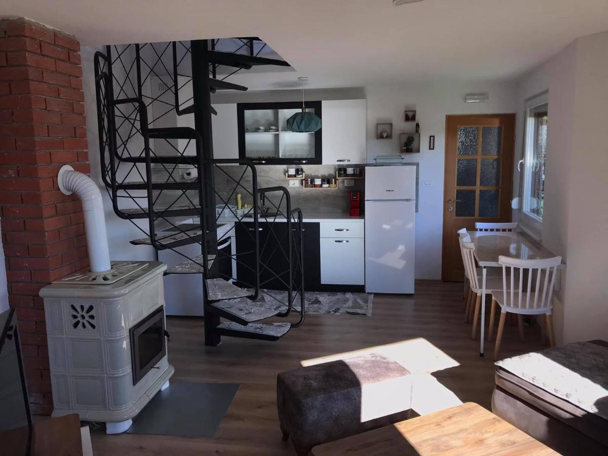 Villa 80 Kodra E Diellit Tetovo Buitenkant foto
