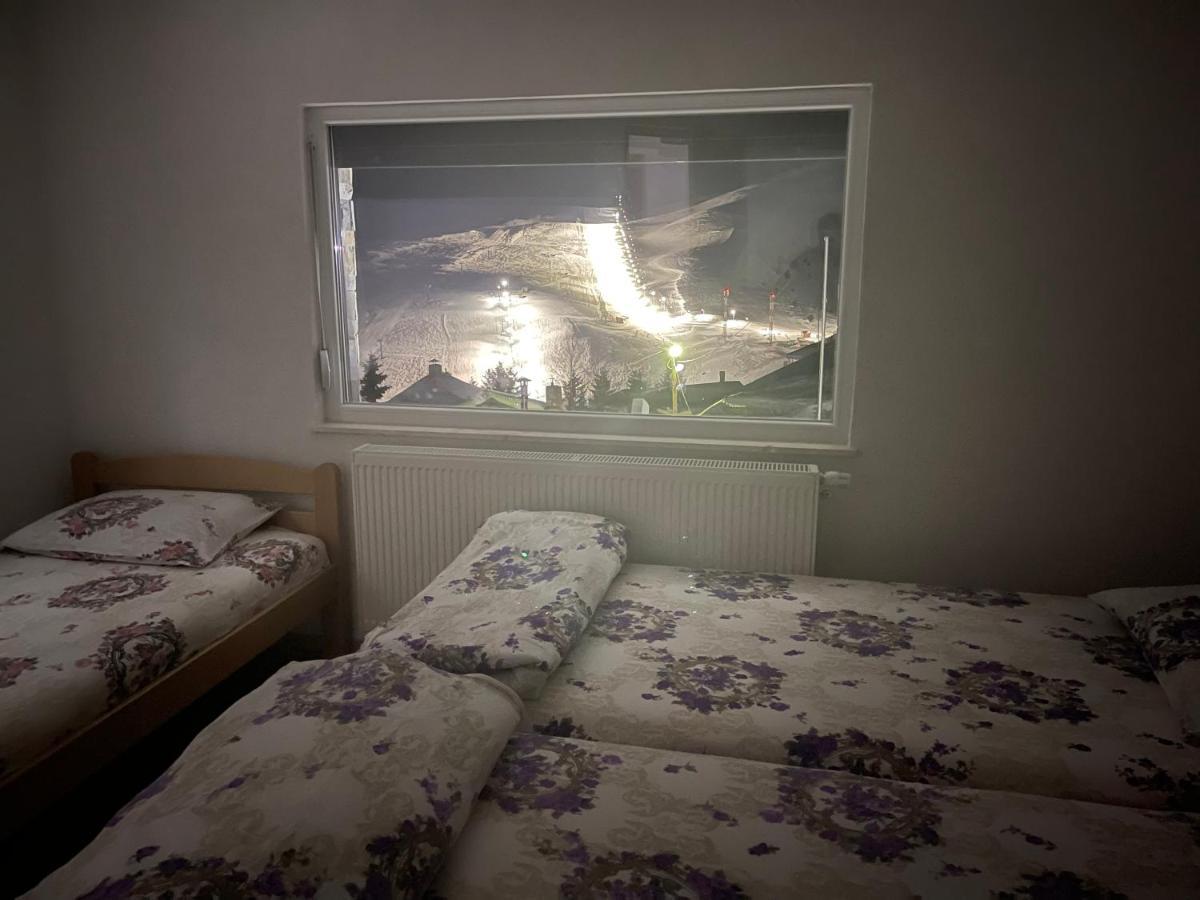 Villa 80 Kodra E Diellit Tetovo Buitenkant foto