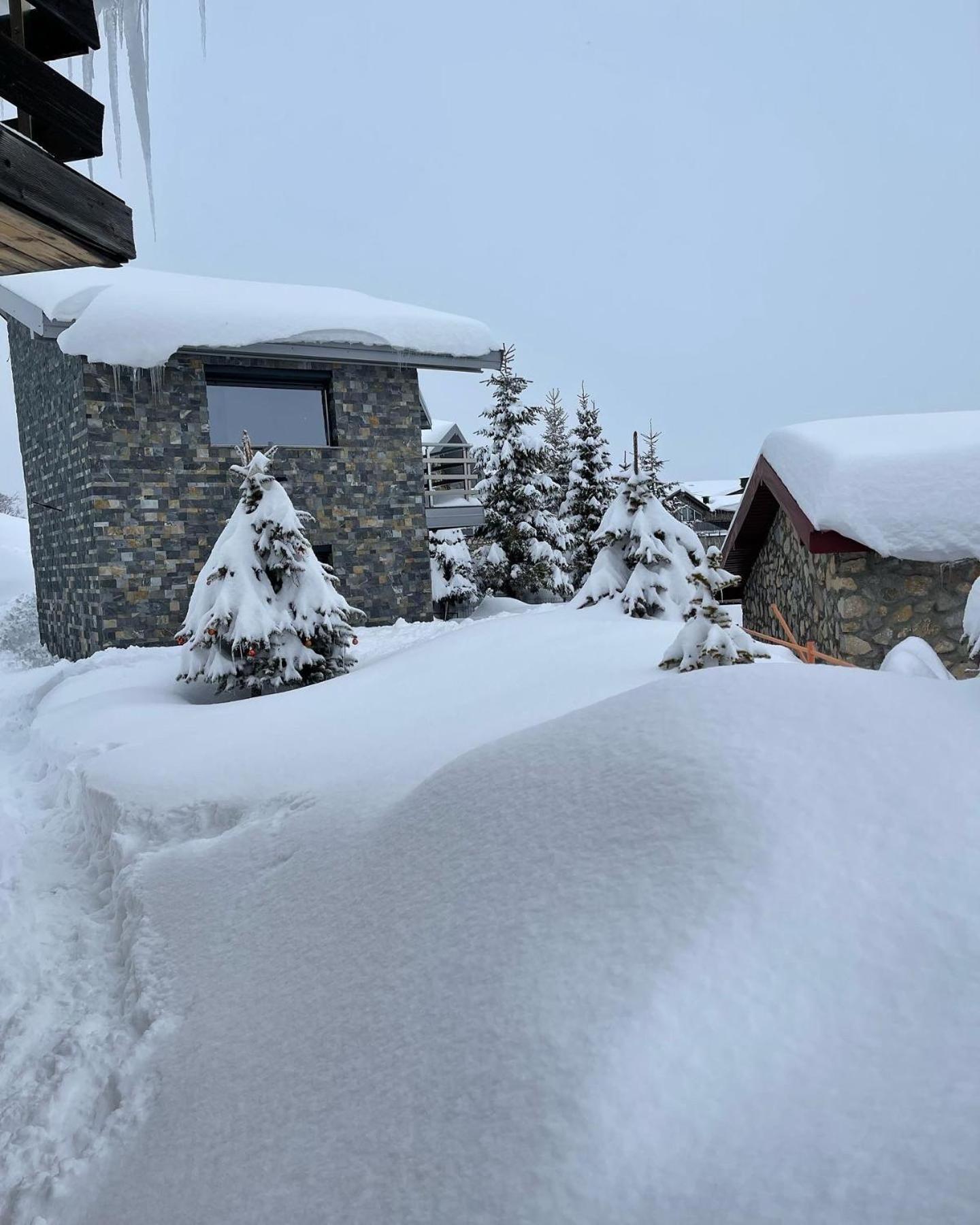 Villa 80 Kodra E Diellit Tetovo Buitenkant foto