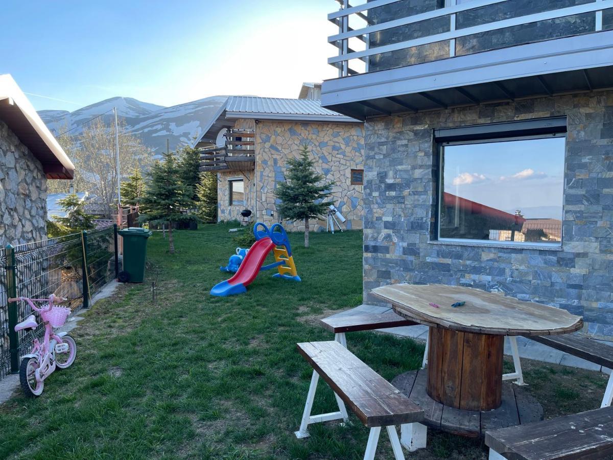 Villa 80 Kodra E Diellit Tetovo Buitenkant foto