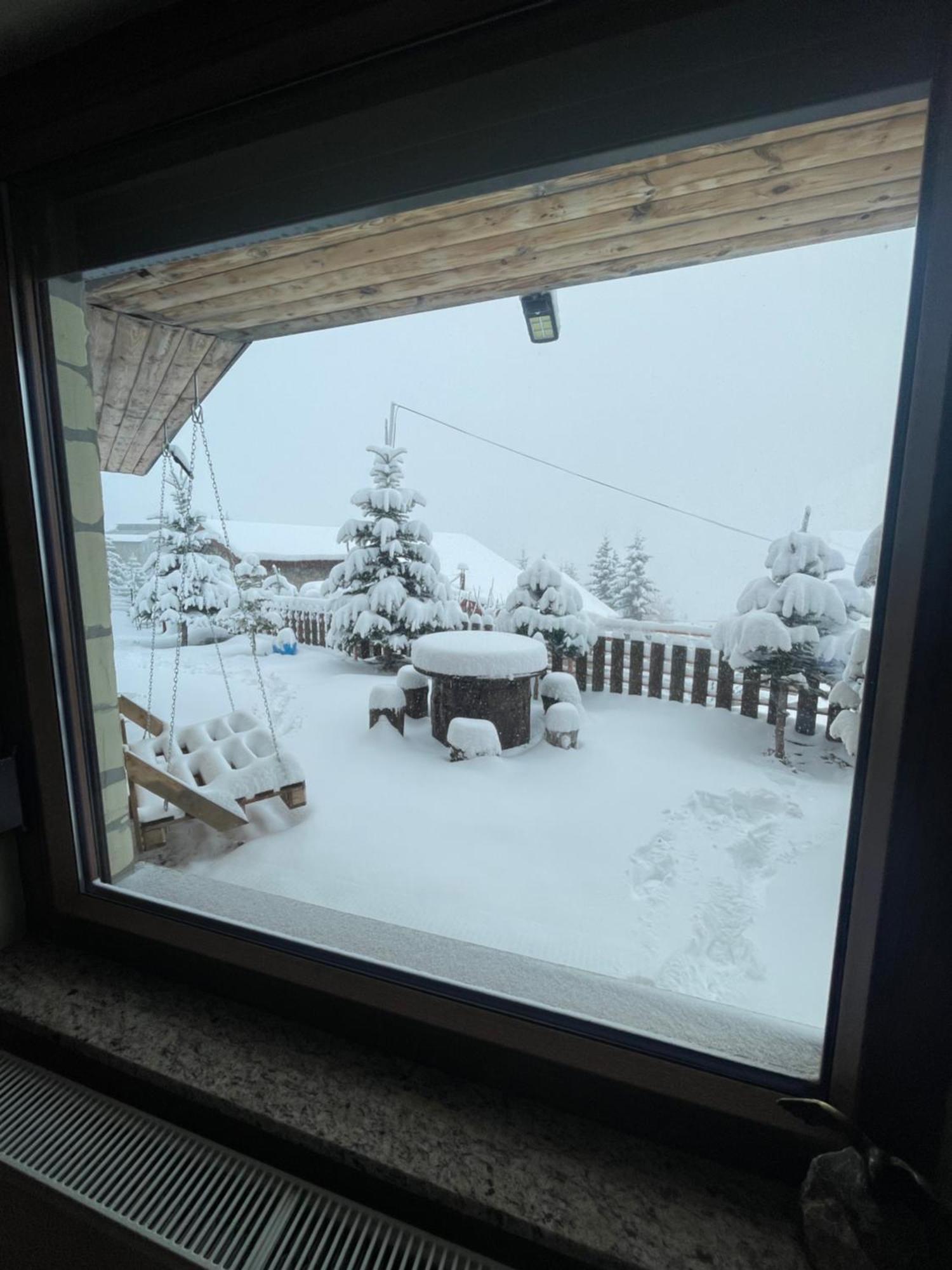 Villa 80 Kodra E Diellit Tetovo Buitenkant foto